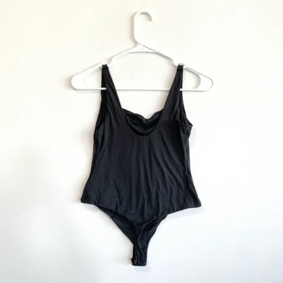 NEW LARGE SKIMS FITS EVERYBODY ONYX BLACK SQUARE NECK BODYSUIT - Picture 4 of 5